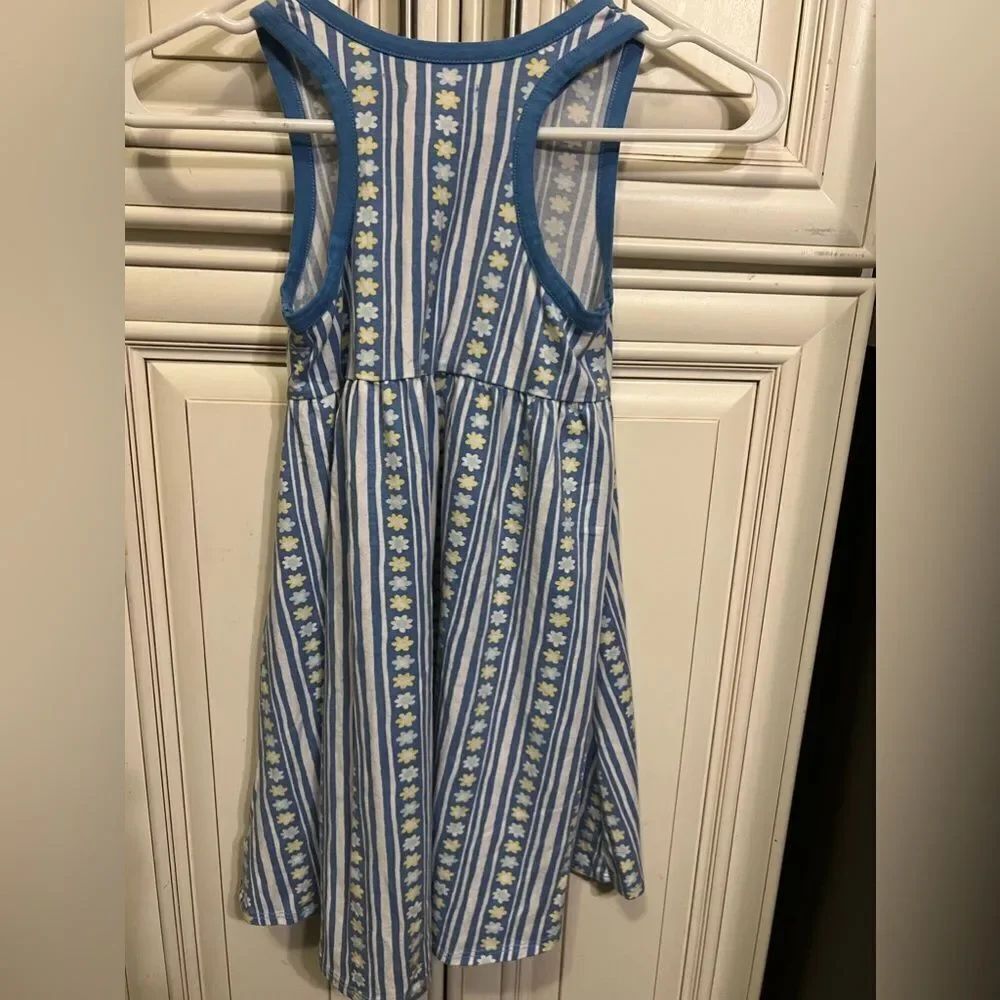 Racerback Tank Dress
TUCKER + TATE
Sz 7